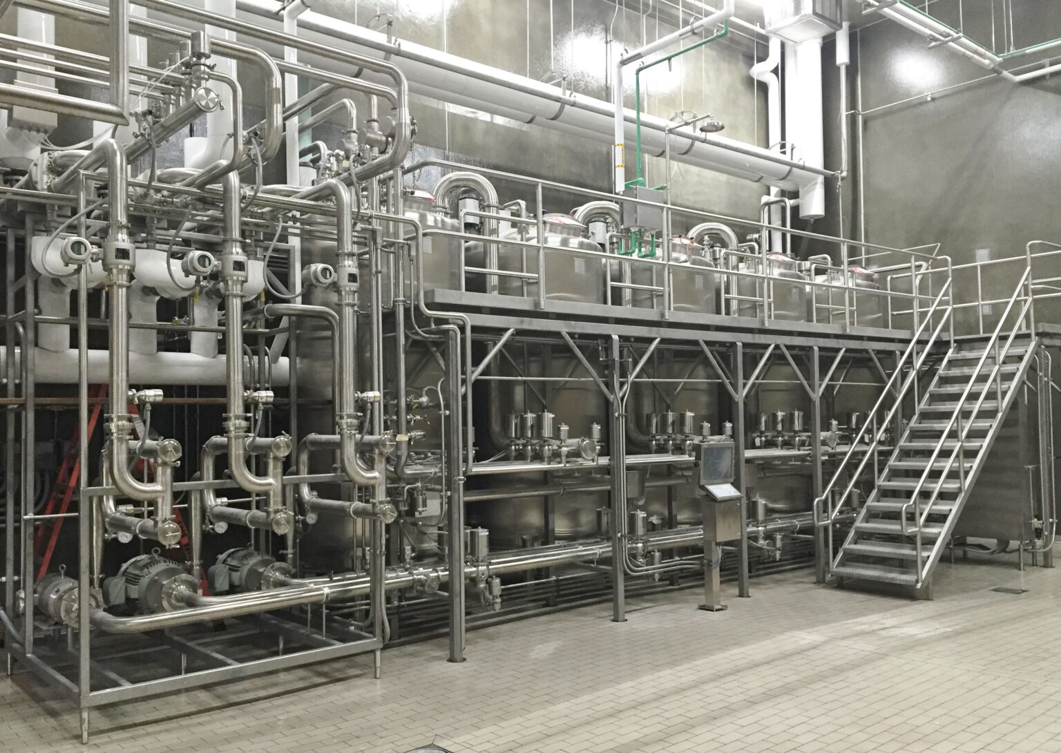 Alkali ve asidik CIP temizlik hizmeti illüstrasyonu